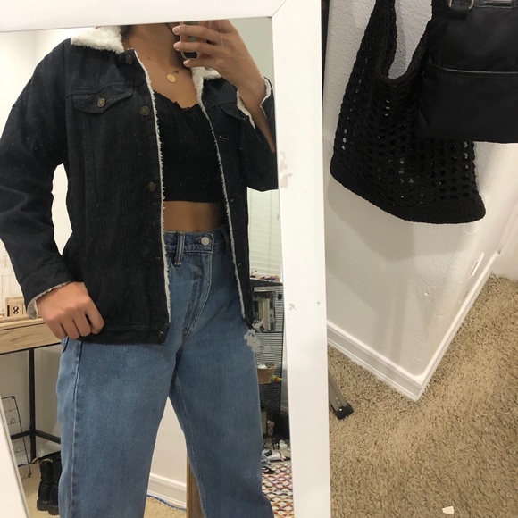 Black fuzzy jacket - Picture 3 of 5